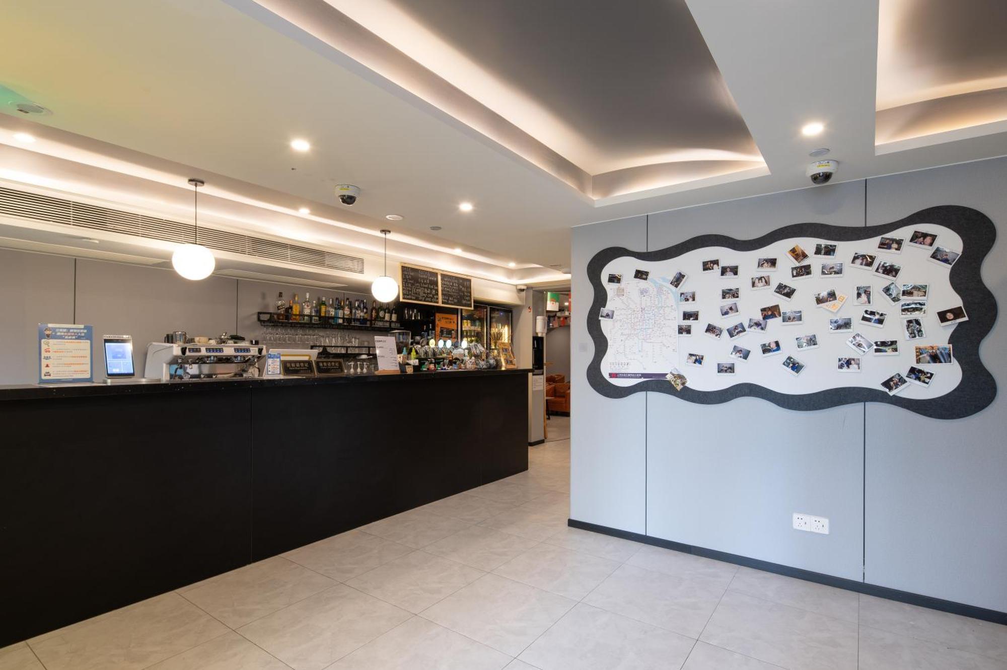 Dayin International Youth Hostel -Near People'S Square & Old Town -Social Area -Bar -Cafe -Gym -Free Laundry Luggage Storage -24H Front Desk -English Service Shanghai Eksteriør bilde