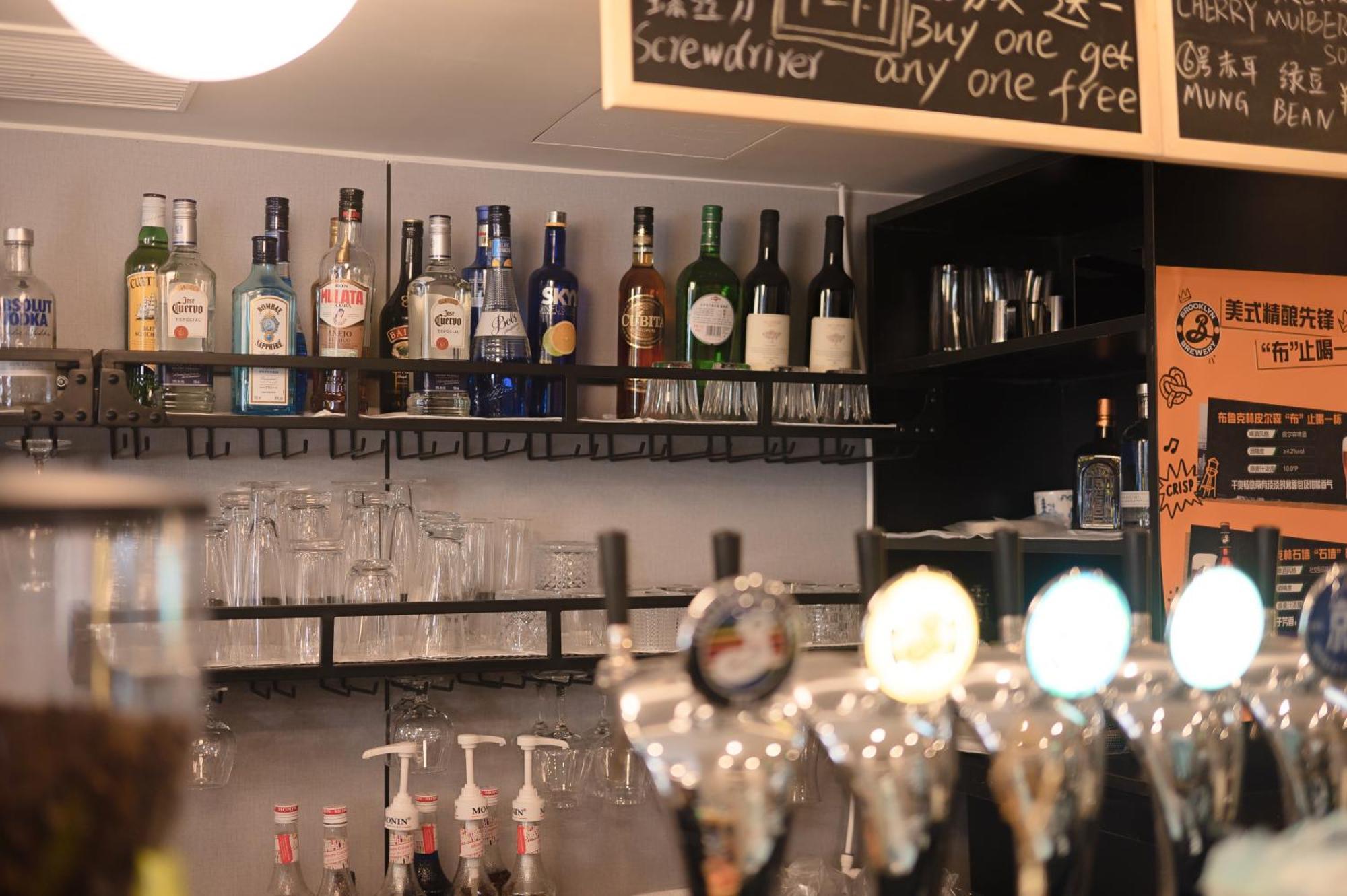 Dayin International Youth Hostel -Near People'S Square & Old Town -Social Area -Bar -Cafe -Gym -Free Laundry Luggage Storage -24H Front Desk -English Service Shanghai Eksteriør bilde