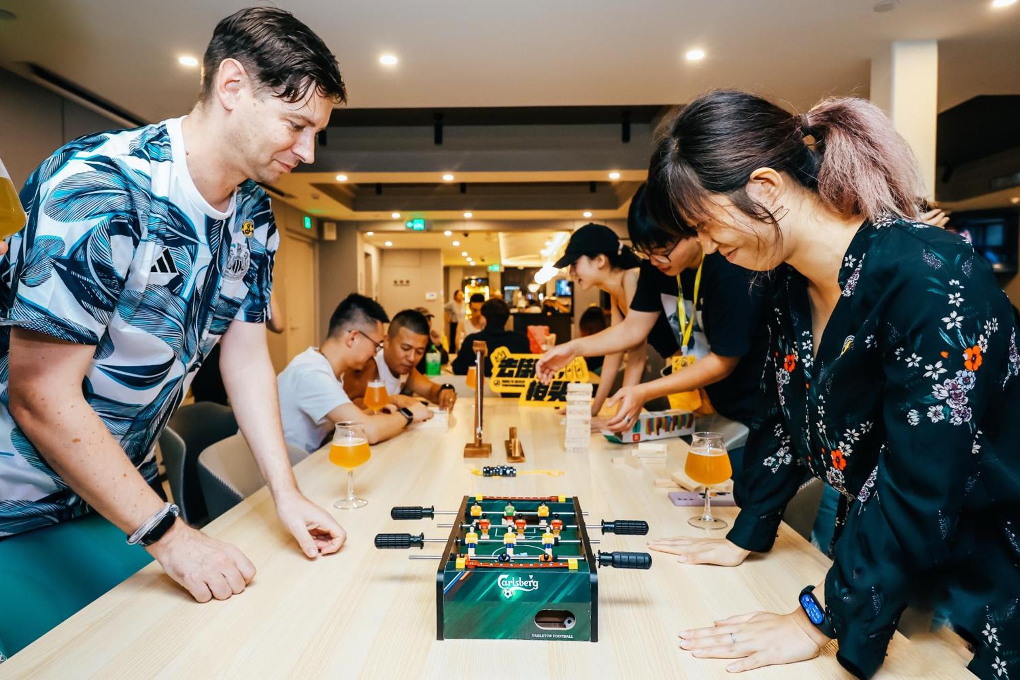 Dayin International Youth Hostel -Near People'S Square & Old Town -Social Area -Bar -Cafe -Gym -Free Laundry Luggage Storage -24H Front Desk -English Service Shanghai Eksteriør bilde