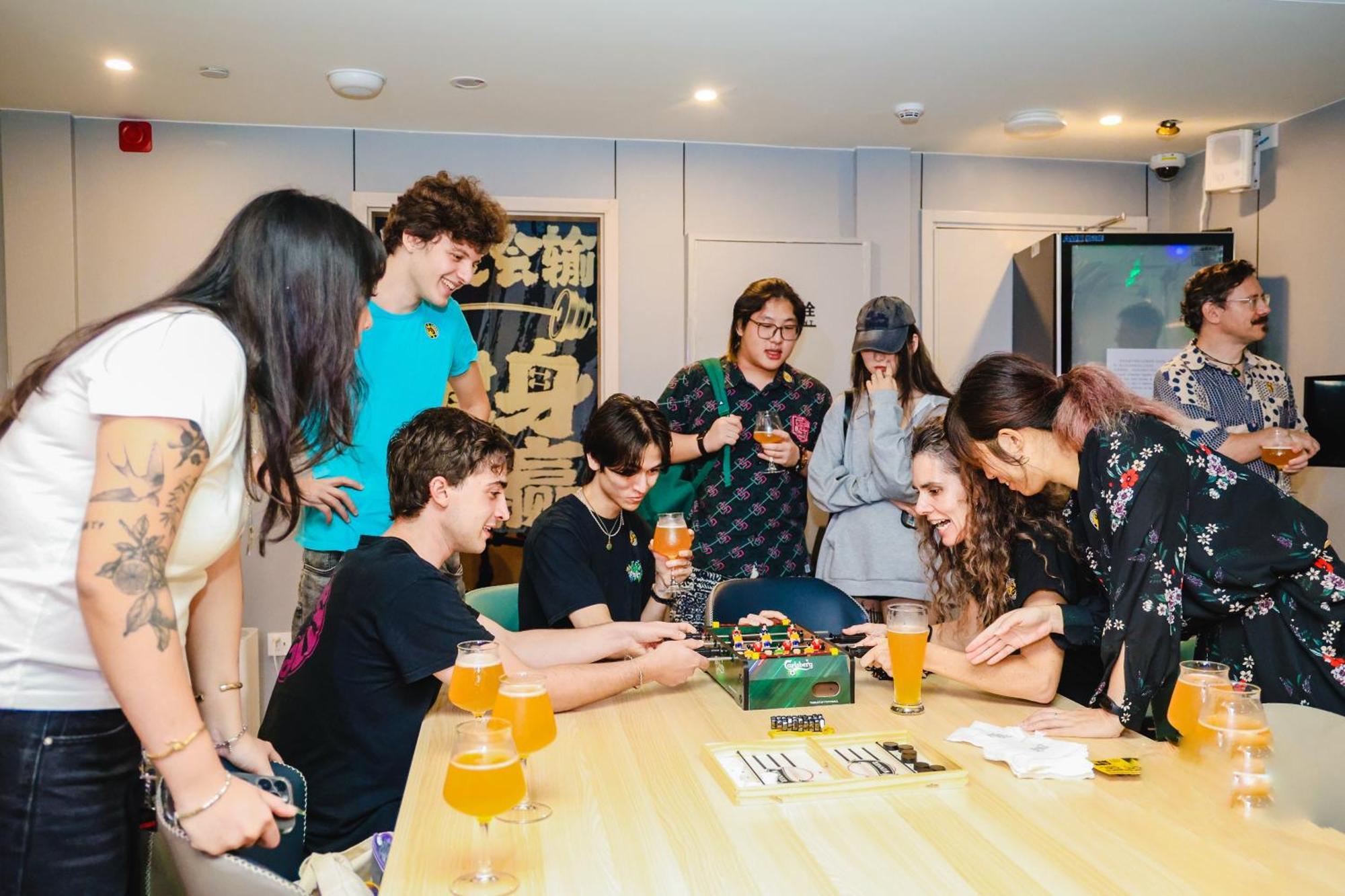 Dayin International Youth Hostel -Near People'S Square & Old Town -Social Area -Bar -Cafe -Gym -Free Laundry Luggage Storage -24H Front Desk -English Service Shanghai Eksteriør bilde