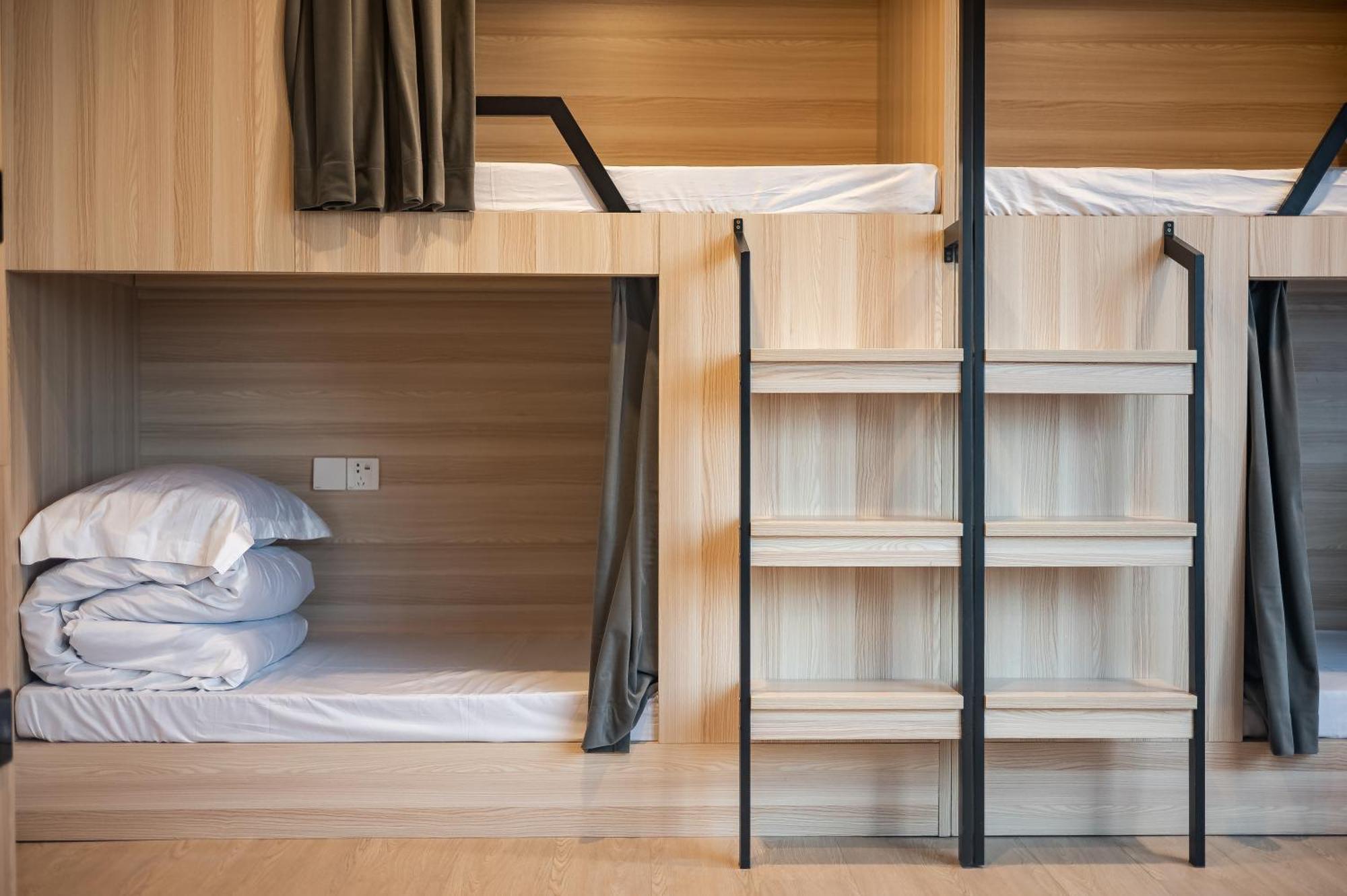 Dayin International Youth Hostel -Near People'S Square & Old Town -Social Area -Bar -Cafe -Gym -Free Laundry Luggage Storage -24H Front Desk -English Service Shanghai Eksteriør bilde